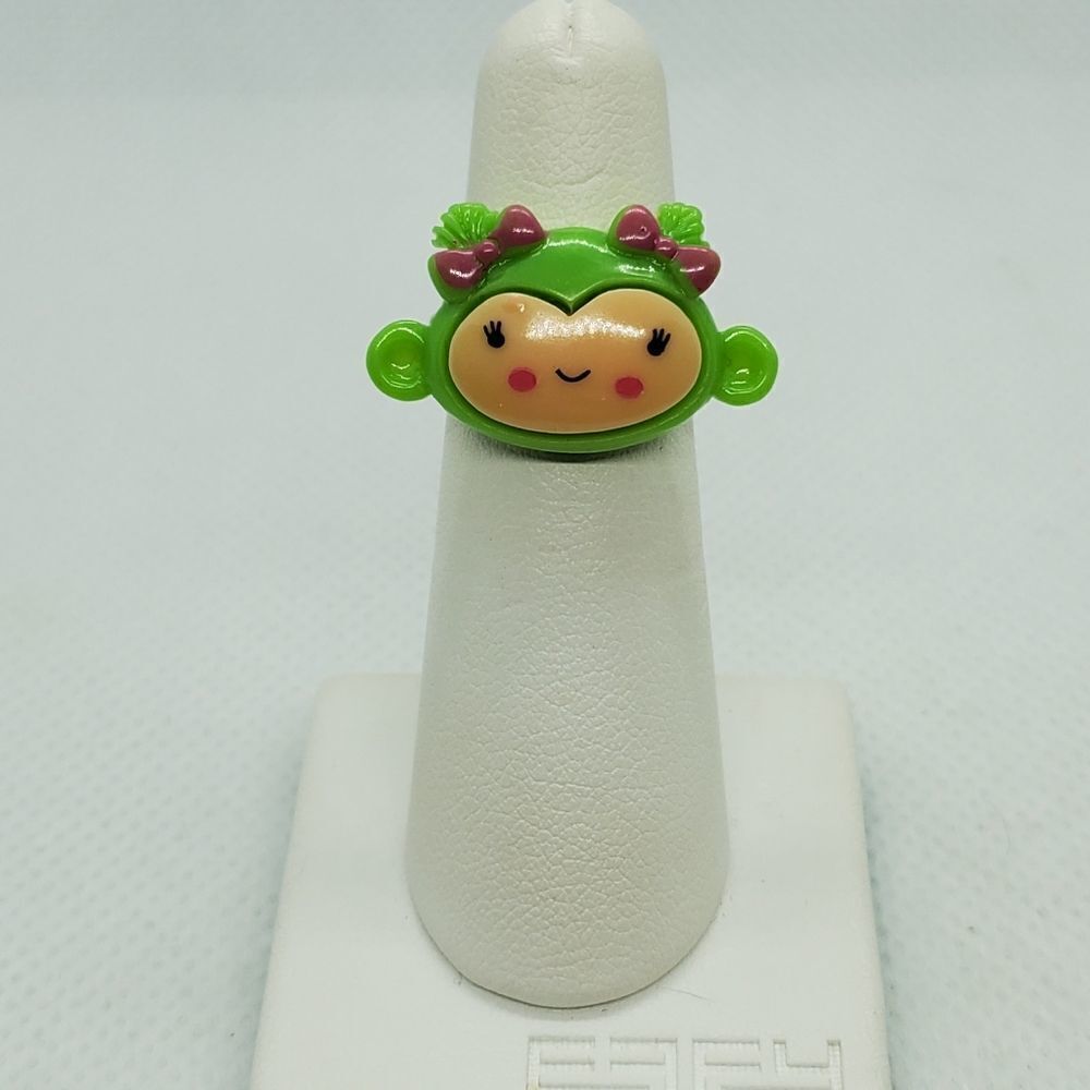 Adjustable Green Monkey Ring - Picture 2 of 6